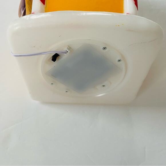 Gingerbread House Mini Table Top Blow Mold Battery Powered NWT - Picture 4 of 7